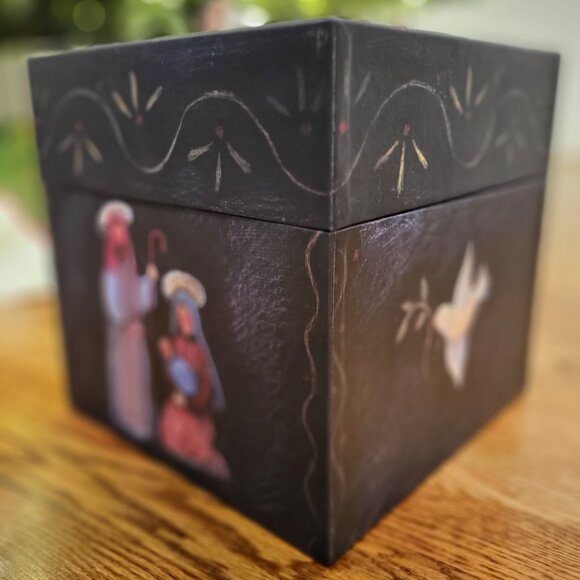 Christmas Stacking/Nesting Boxes - Set of Seven Below Boxes - Picture 2 of 8